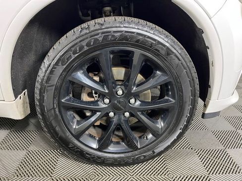 Used 2018 Dodge Durango GT w/ Premium Group image 9