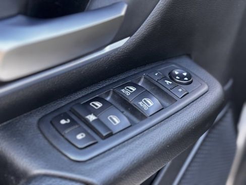 Used 2020 RAM 1500 Big Horn image 19
