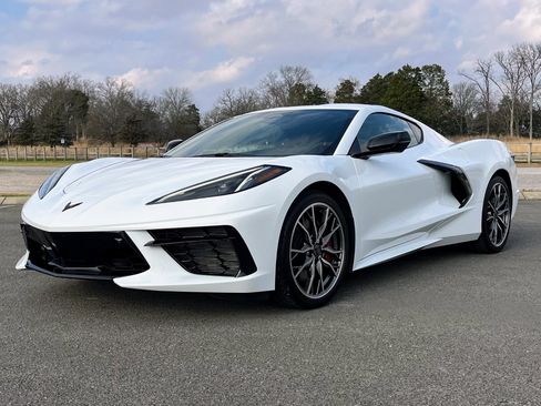 Used 2025 Chevrolet Corvette Stingray Premium Cpe w/ Z51 Performance Package image 2