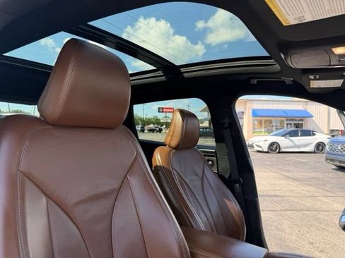 Used 2022 Lincoln Nautilus Reserve w/ Luxury Package AWD/4WD image 44