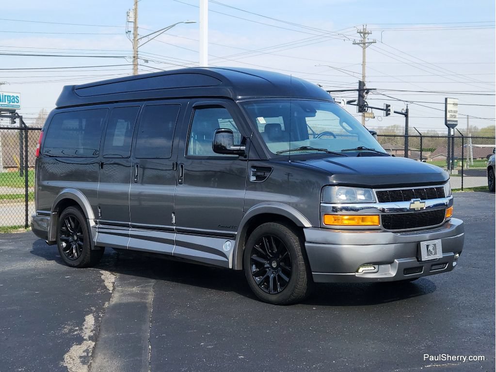Used 2021 Chevrolet Express 2500 LS w/ Enhanced Convenience Package RWD image 10