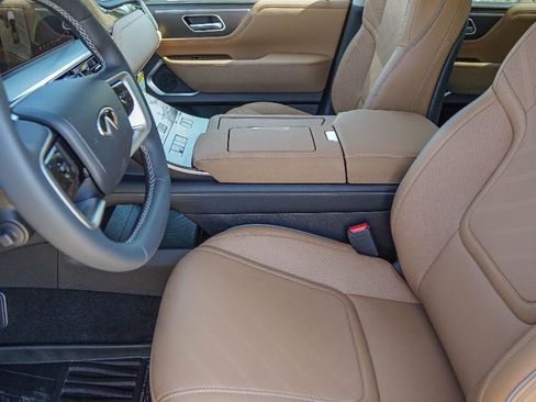 New 2026 INFINITI QX80 Luxe w/ Cargo Package image 9