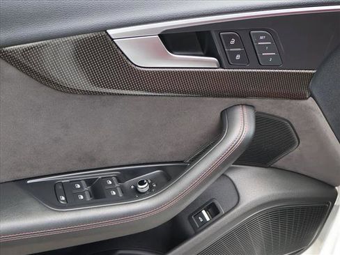 Used 2019 Audi S4 Prestige AWD/4WD image 11