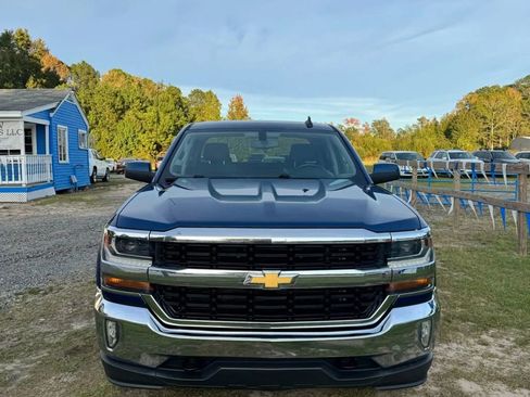 Used 2018 Chevrolet Silverado 1500 LT w/ All Star Edition image 2