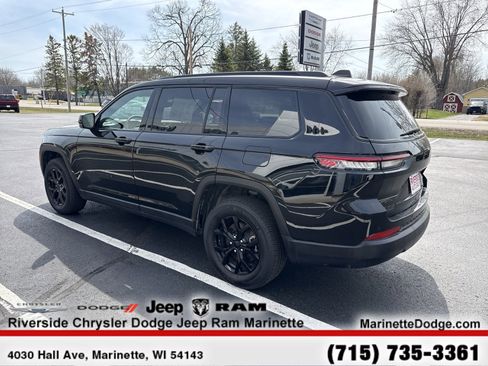 Used 2024 Jeep Grand Cherokee L Altitude AWD/4WD image 7