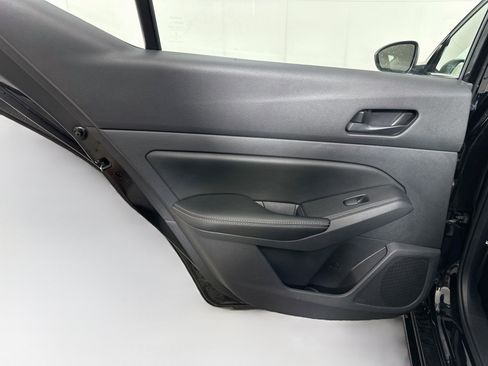 Used 2025 Nissan Altima 2.5 SV FWD image 25