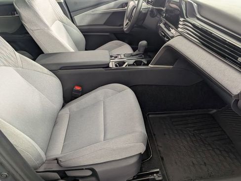 Used 2026 Toyota Camry LE image 28