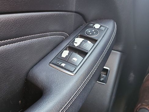 Used 2014 Mercedes-Benz ML 350 BlueTEC 4MATIC image 27