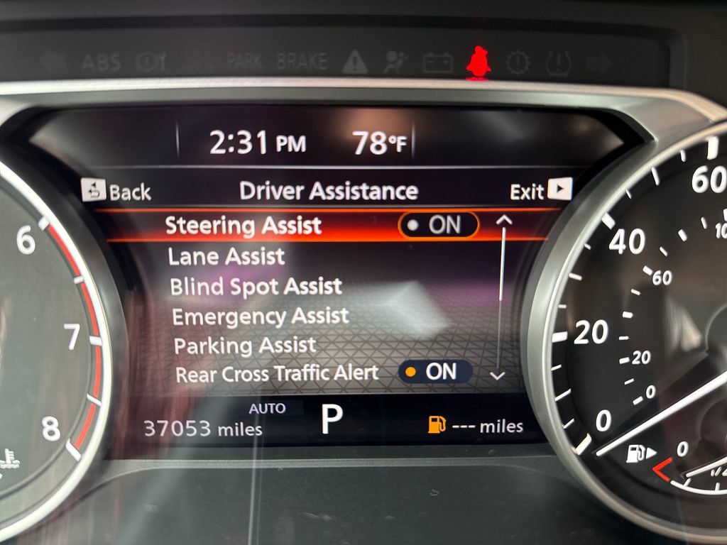 Used 2023 Nissan Rogue SV AWD/4WD image 14