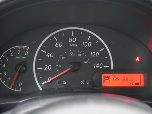 Used 2014 Nissan Versa S Plus image 12