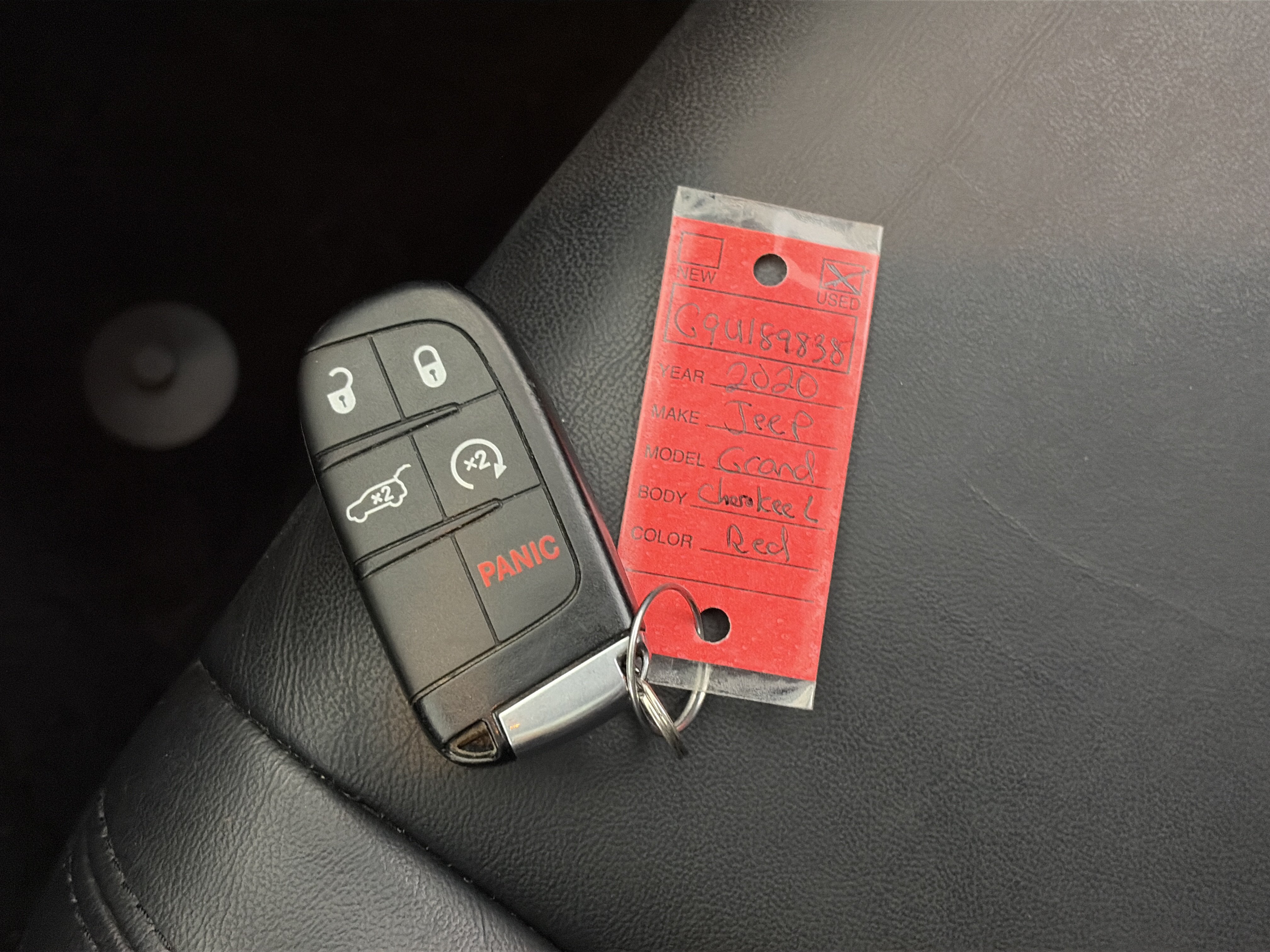 Used 2020 Jeep Grand Cherokee Limited AWD/4WD image 33