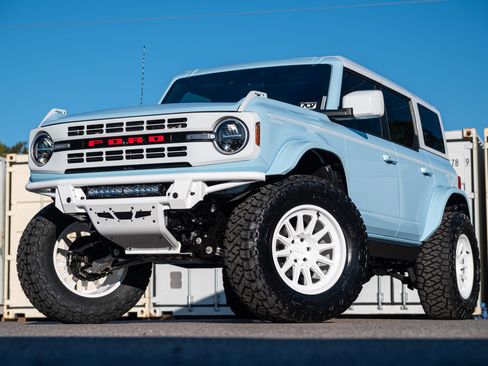 New 2025 Ford Bronco Heritage Edition image 8