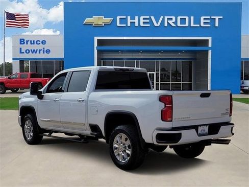Certified 2024 Chevrolet Silverado 2500 High Country w/ Technology Package image 4