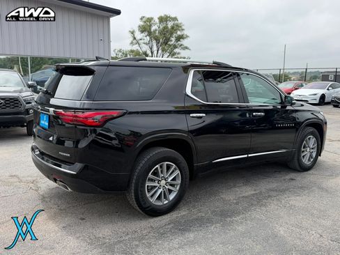Used 2022 Chevrolet Traverse Premier w/ LPO, Floor Liner Package AWD/4WD image 7