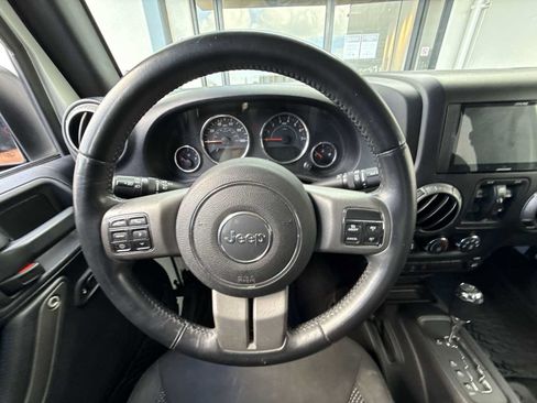 Used 2016 Jeep Wrangler Unlimited Sport AWD/4WD image 15