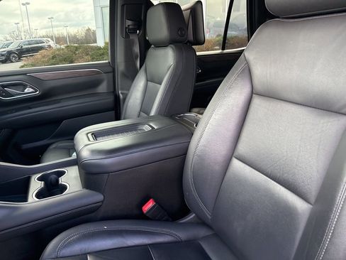 Used 2021 Chevrolet Tahoe LT w/ Rear Media and Nav Package image 18