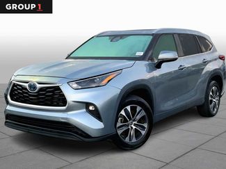 Used 2023 Toyota Highlander XLE video 1