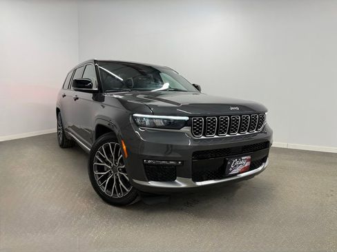 Used 2022 Jeep Grand Cherokee L Summit image 7