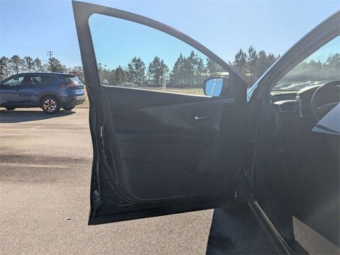 Used 2021 Nissan Murano SV image 11