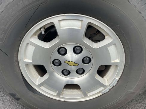 Used 2007 Chevrolet Avalanche LT w/ LT Preferred Equipment Group image 9