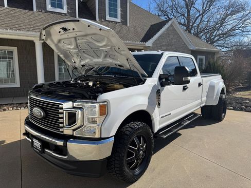 Used 2020 Ford F350 XLT image 25