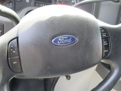 Used 2013 Ford E-150 and Econoline 150 w/ PWR Group image 19