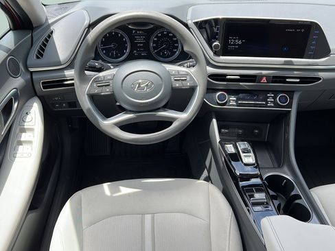 Certified 2023 Hyundai Sonata SEL FWD image 11