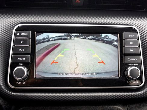 Used 2025 Nissan Kicks Play S image 24