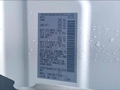 Used 2024 Nissan Rogue SV image 35