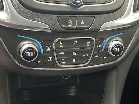 Certified 2022 Chevrolet Equinox LT image 21