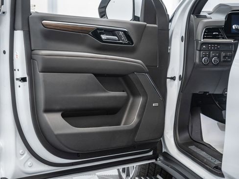 New 2026 Chevrolet Tahoe High Country AWD/4WD image 44