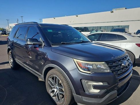 Used 2017 Ford Explorer Sport AWD/4WD image 2
