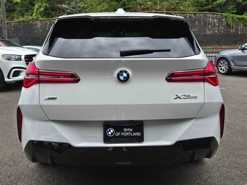 Used 2025 BMW X3 xDrive30i w/ Premium Package AWD/4WD image 4