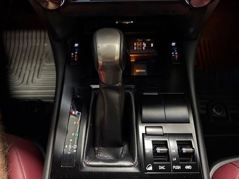 Used 2020 Lexus GX 460 Premium w/ Premium Package AWD/4WD image 10