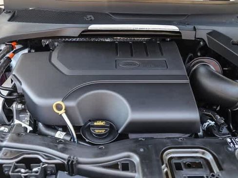 New 2024 Land Rover Discovery Sport S image 27