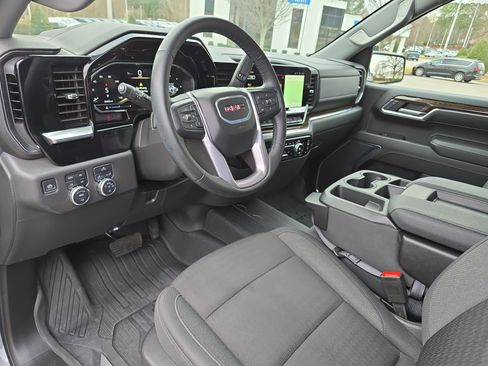 Used 2024 GMC Sierra 1500 Elevation image 15