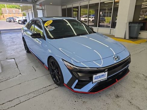 Used 2025 Hyundai Elantra N FWD image 7