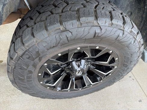 Used 2020 Jeep Wrangler Unlimited Sahara AWD/4WD image 14