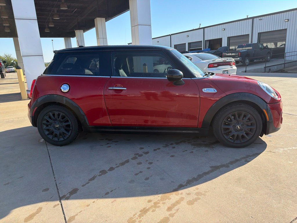 Used 2015 MINI Cooper S FWD image 2