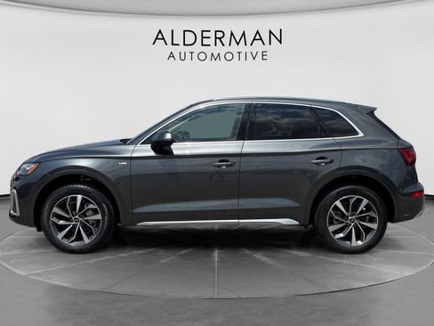 Used 2023 Audi Q5 2.0T Premium Plus w/ Premium Plus Package AWD/4WD image 2