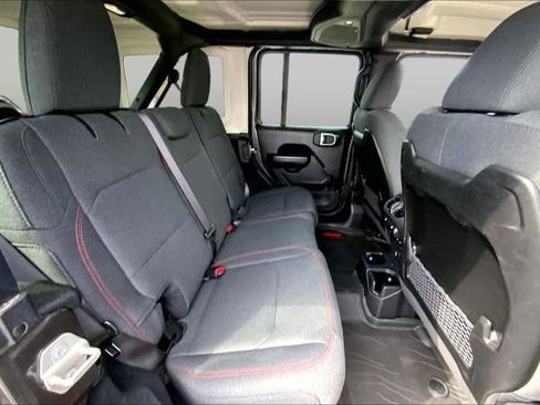 Certified 2024 Jeep Wrangler Unlimited Rubicon AWD/4WD image 18