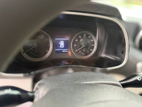 Used 2019 Hyundai Tucson SE FWD image 10