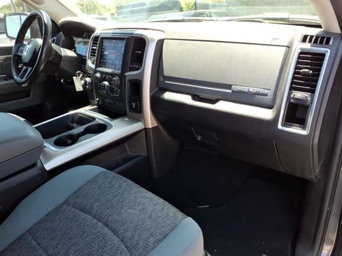 Used 2019 RAM 1500 Lone Star AWD/4WD image 5