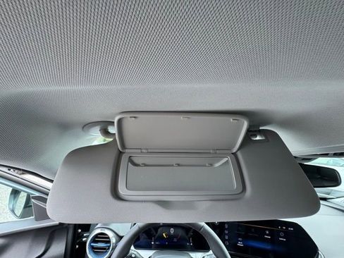 New 2026 Chevrolet Trax LT w/ Sunroof Package image 34