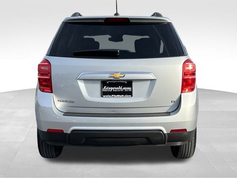 Used 2017 Chevrolet Equinox LT w/ Convenience Package image 6