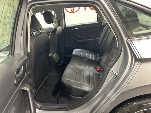 Used 2024 Volkswagen Jetta SE image 20