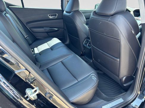 Used 2018 Acura TLX FWD image 47