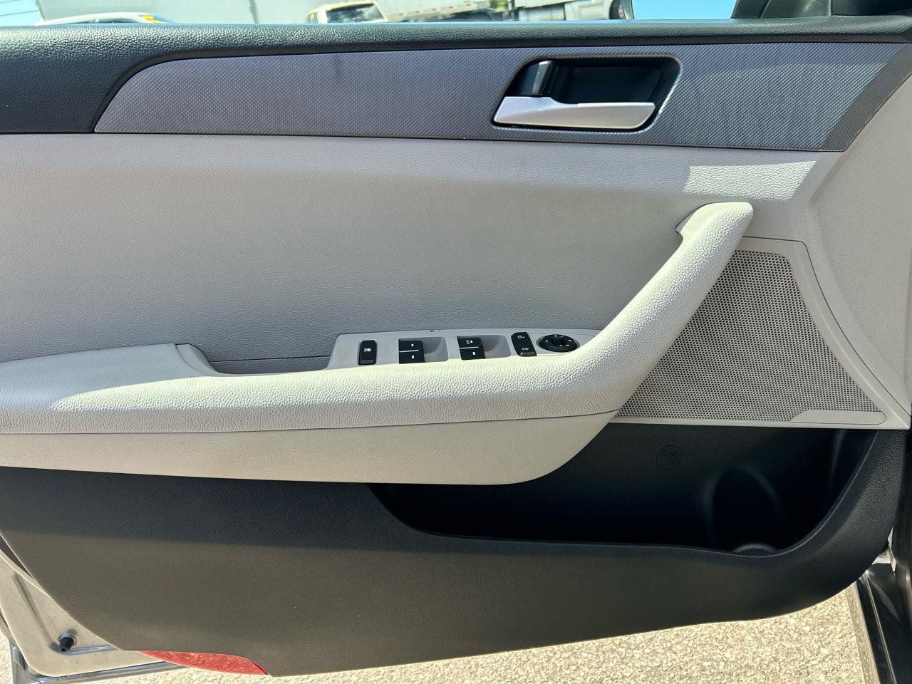 Used 2018 Hyundai Sonata SE FWD image 8