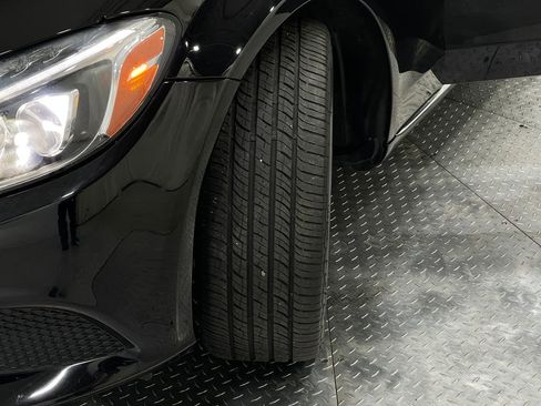 Used 2017 Mercedes-Benz C 300 4MATIC Sedan image 36