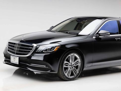 Used 2019 Mercedes-Benz S 560 Sedan image 37